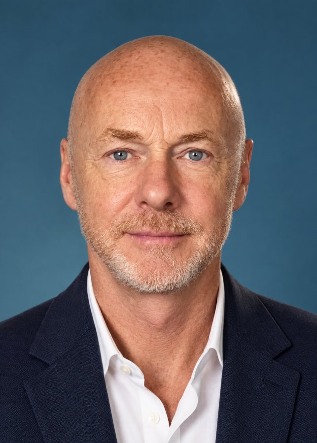 Simon, voice actor