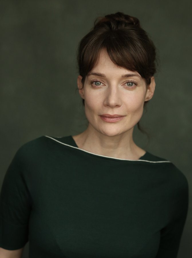 Stella, voice actor