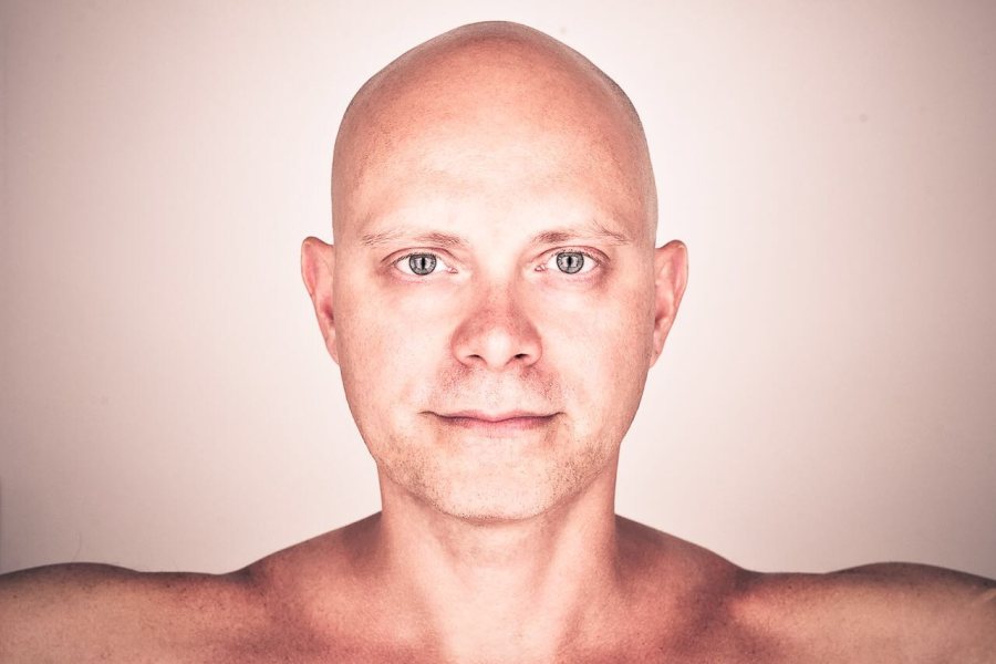 Alessandro, voice actor