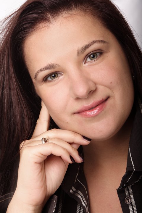 Yuliya, voice actor