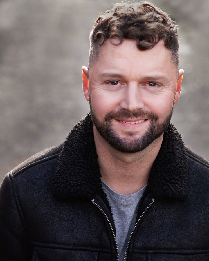 Tom, voice actor